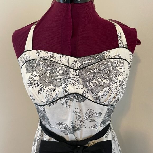 Ruby Rox Halter Tie Top Fitted Floral BOHO Womens Dress Size 13J - Picture 4 of 7